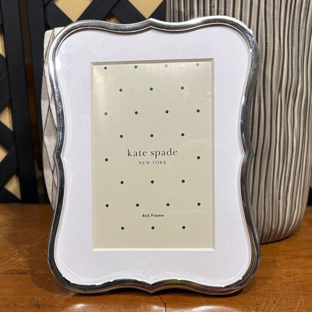 kate spade Silver and White Scalloped Photo Frame